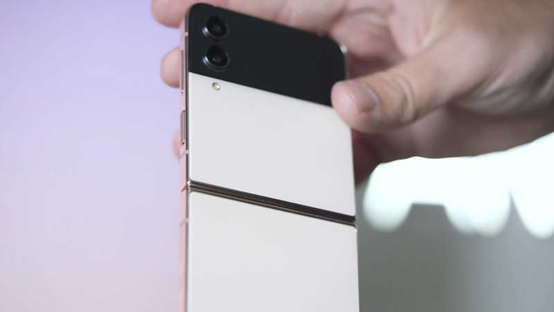 Samsung-Z-Flip-4-Recenzja